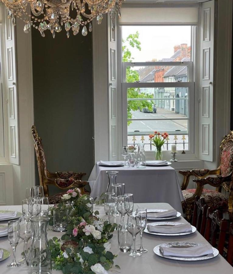 Bed and Breakfast Charlemont House Moy Экстерьер фото